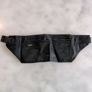 KORJO Money Belt. Black. One Size.